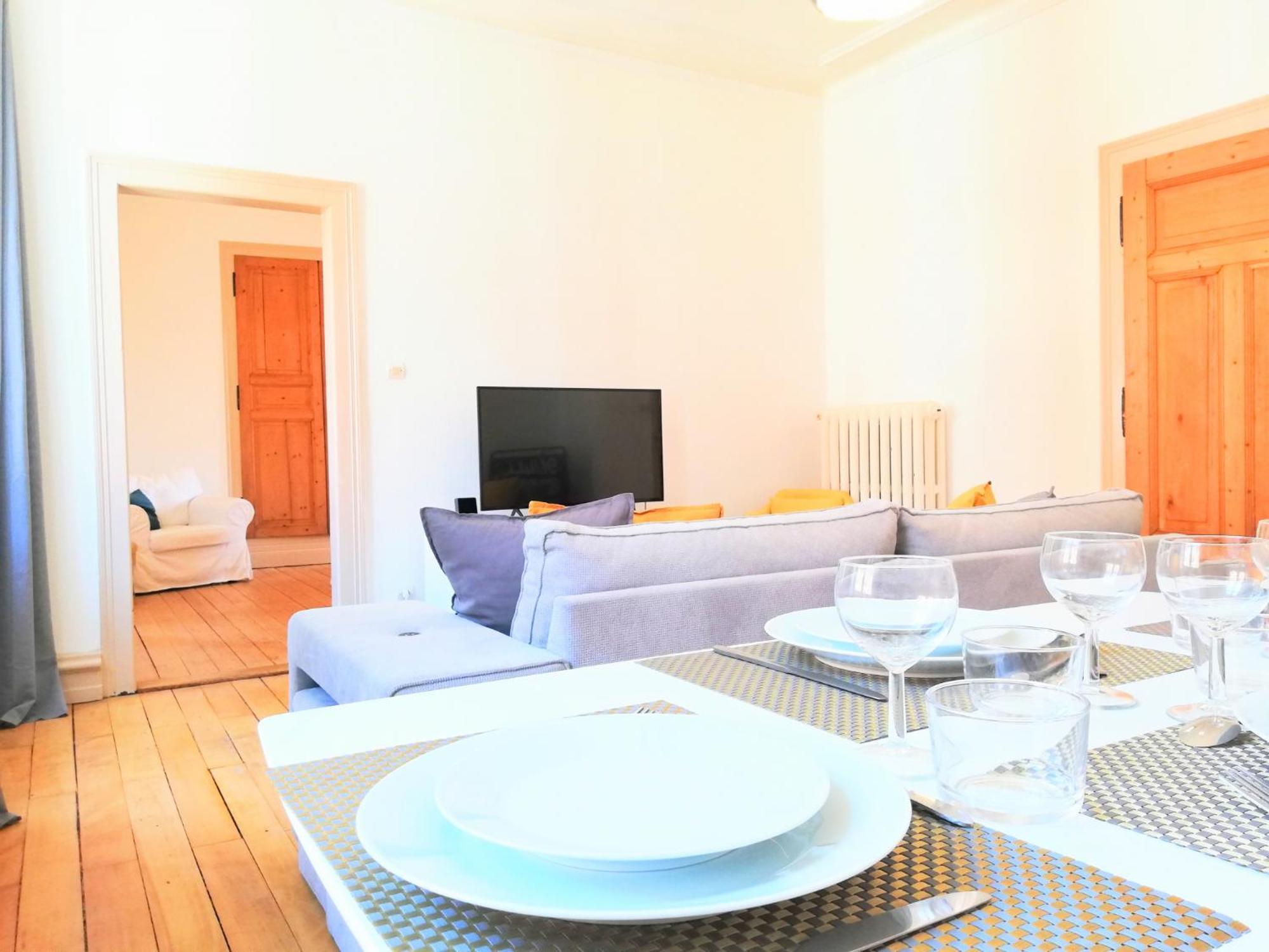 Apartmán De 2 A 6 Personnes - Le Street'Art - Sarrebourg Centre - Gare A 500M - A 20 Minutes De Center Parc Et Parc Animalier Sainte-Croix - Netflix - Wifi Exteriér fotografie
